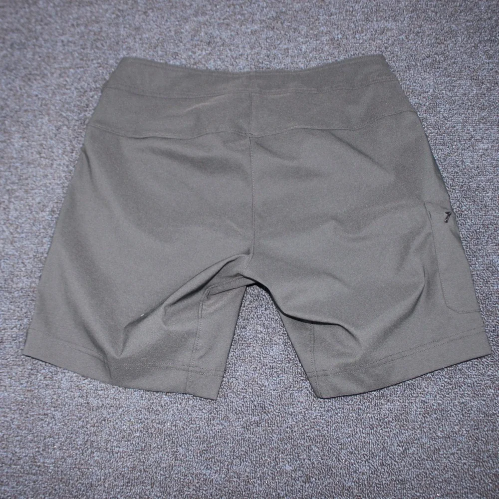 Mountain Hardwear Dynama Short Womens 8 Black Hiking Drawstring Stretch Gorpcore